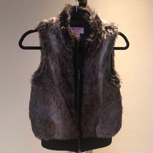 Faux fur girls vest